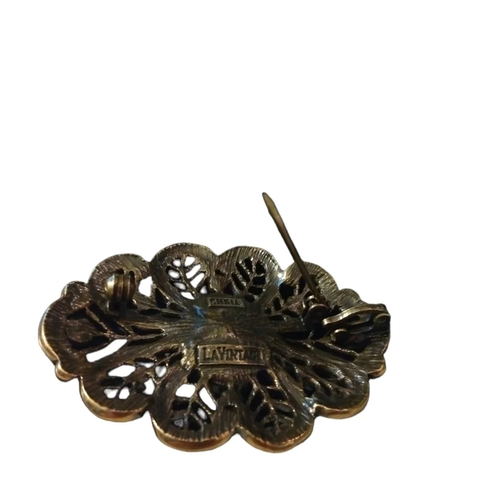 La Vintage' European Crystals Brooch Polished Antique Bronze Finish Petal Design
